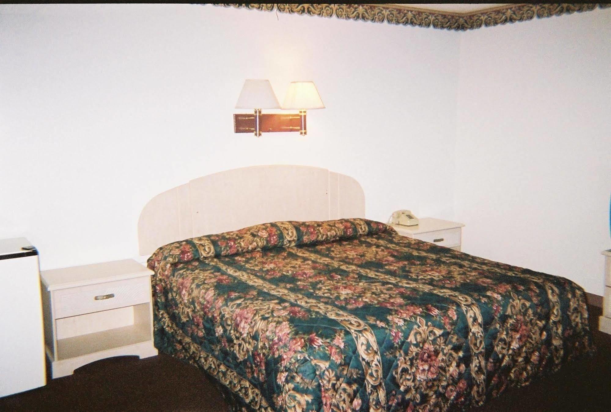 Budget Inn Вентцвілл Екстер'єр фото